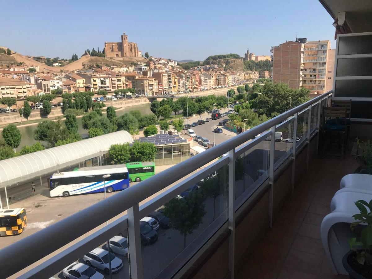 Apartamento Recien Reformado Con Vistas Al Rio Balaguer Kültér fotó
